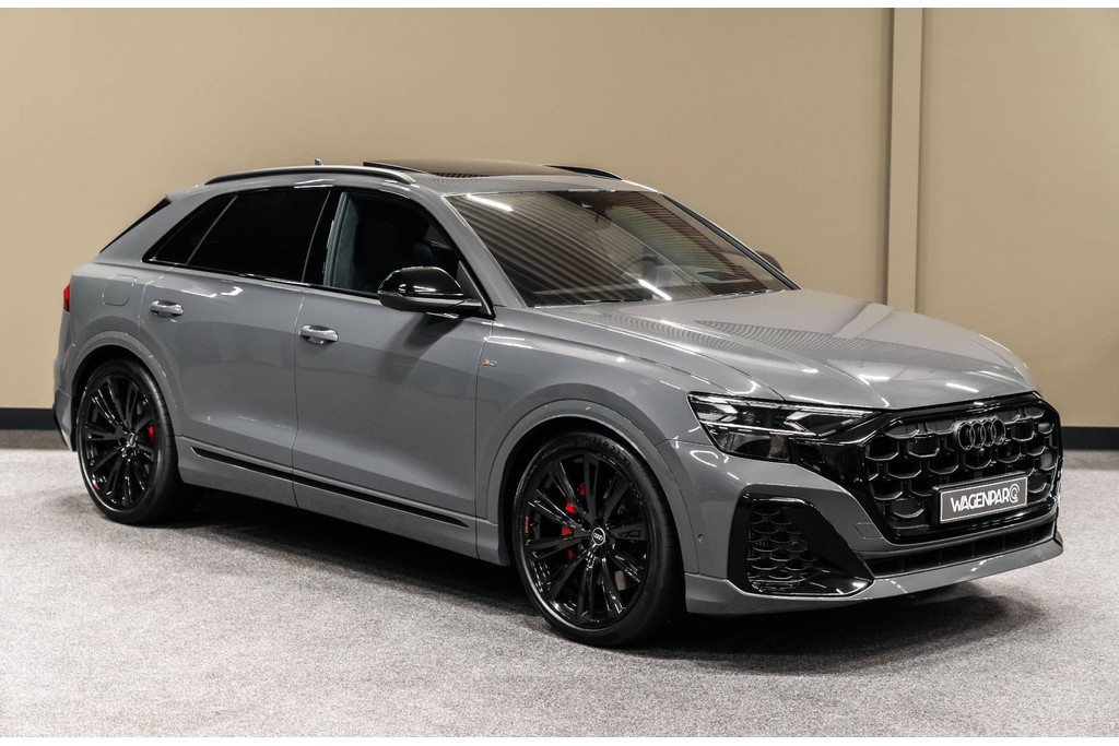 Audi Q8 60 TFSIe Competition 52938162-4.jpg | WagenparQ