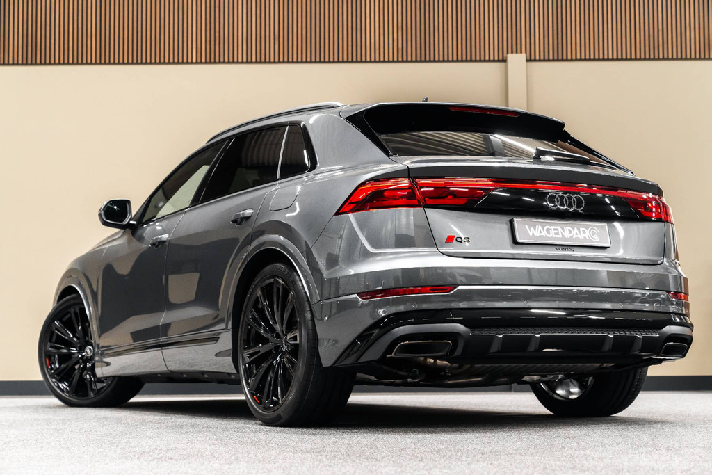 Audi Q8 60 TFSIe Competition 53521642-1.jpg | WagenparQ
