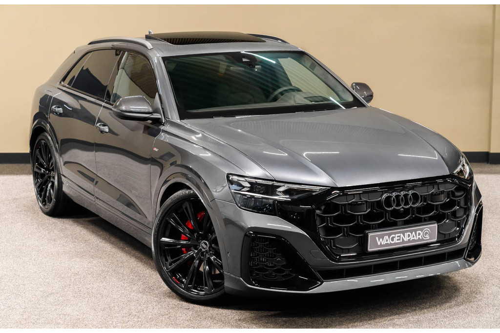 Audi Q8 60 TFSIe Competition 53536281-0.jpg | WagenparQ